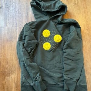 Kirin Smiley Face hoodie Sz Large